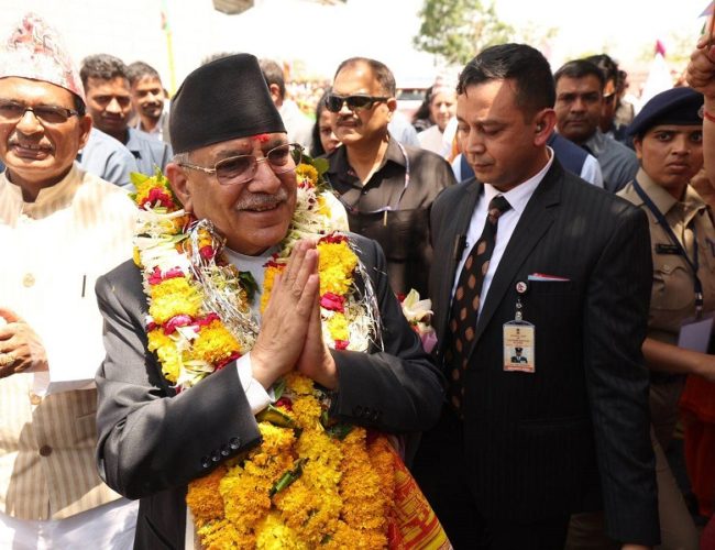 नेपालमा लगानी बढाउन भारतका उद्योगी-व्यवसायीलाई प्रचण्डको आग्रह