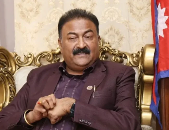 घुस  प्रकरणमा मुछिएका मन्त्री गुप्ताले दिए राजीनामा