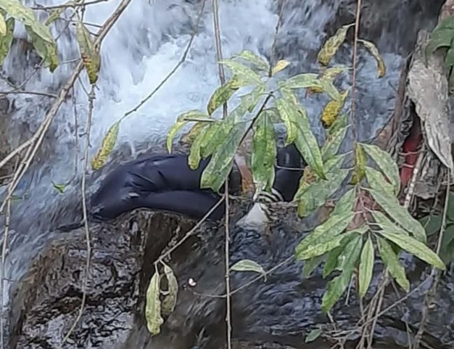 बडिगाडको दाँगखोलामा अज्ञात पुरुषको शव फेला