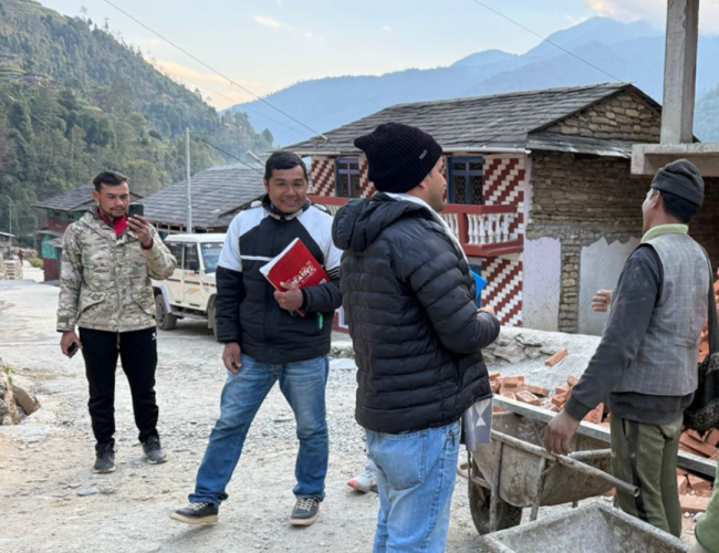 ताराखोलामा सोम शर्मासहित रास्वपाको चुनावी घरदैलो सुरु