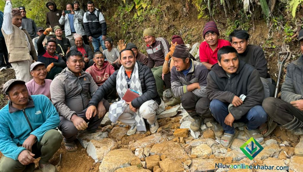 रास्वपाको अभियान तीव्र, पाण्डखानीमा मतदातासँग सोम शर्माको संवाद